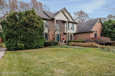 2877 W Bloomfield Oaks Dr, West Bloomfield Township, MI 48324 - photo 5