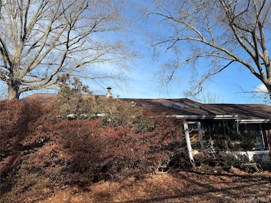 201 Frost Pond Rd, Glen Cove, NY 11542 - photo 5