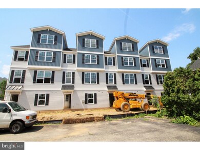 905 Spring Mill Ave unit A, Conshohocken, PA 19428 - photo 3