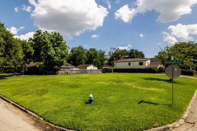 4602 Roseneath Dr, Houston, TX 77021 - photo 2