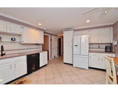 9 Jefferson Ave, Northbridge, MA 01534 - photo 3