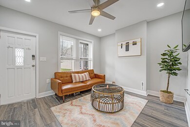 919 Florence St, Camden, NJ 08104 - photo 5