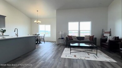 1724 Learning Ln, Pinedale, WY 82941 - photo 4
