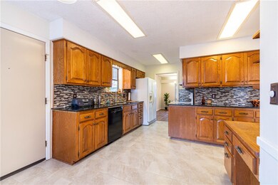 9 Pimlico Dr, Bella Vista, AR 72715 - photo 5