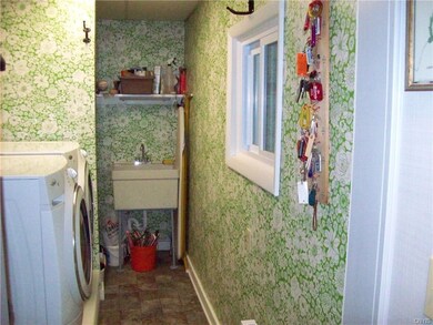 1st floor laundry