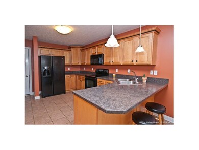 1021 Wildflower Dr, Georgetown, IN 47122 - photo 2