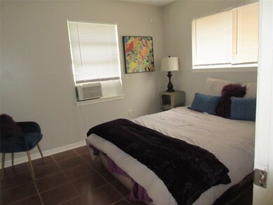 7516 Lockwood Dr, Houston, TX 77016 - photo 7