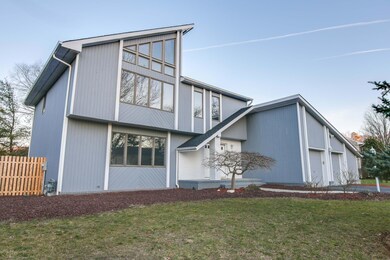 12GlenviewDr-2
