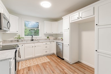 1307 Atlas St, Murfreesboro, TN 37130 - photo 7