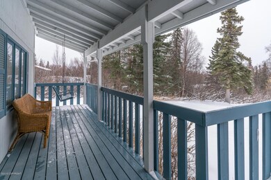 Entry Deck