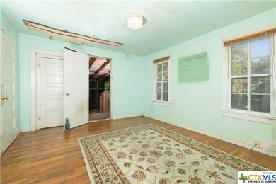 215 S Wilson St, San Marcos, TX 78666 - photo 7