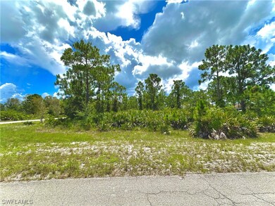 1260 Songbird St, Lehigh Acres, FL 33913 - photo 2