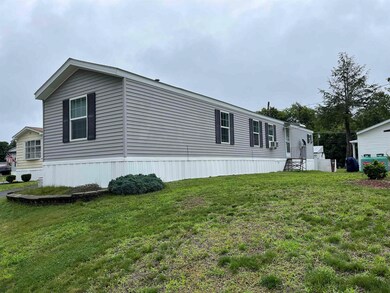 11 Willow Rd, Newton, NH 03858 - photo 2