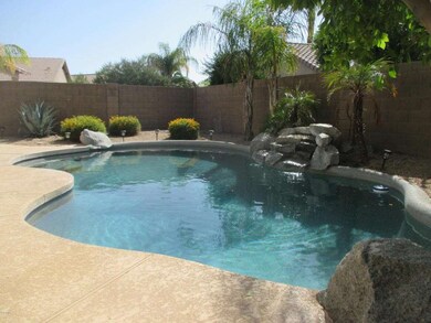 9355 W Deanna Dr, Peoria, AZ 85382 - photo 2