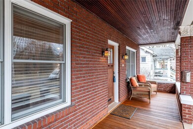 Spacious entry welcoming you Home.