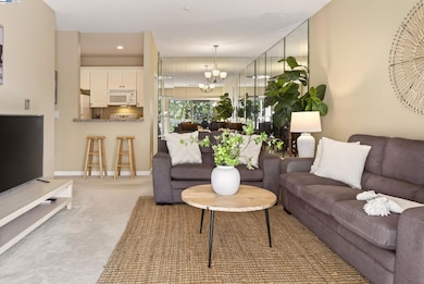 Murieta unit 334, Newark, CA 94560 - photo 2