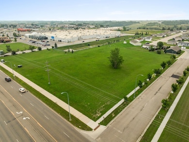 0 SE Corner of 7th St Sw & 37th Ave SW, Minot, ND 58701 - photo 4