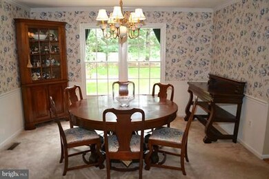 15520 Norman Dr, North Potomac, MD 20878 - photo 2