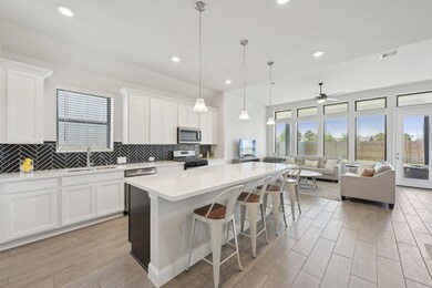 Modern kitchen with breakfast bar, all modern appl