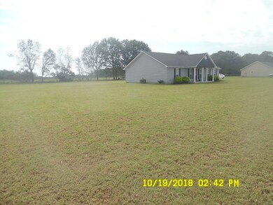 306 Grandview Cir, Douglas, GA 31535 - photo 6