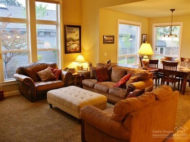 19463 Blue Lake Loop, Bend, OR 97702 - photo 3