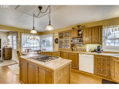 411 N Elm St, Canby, OR 97013 - photo 6