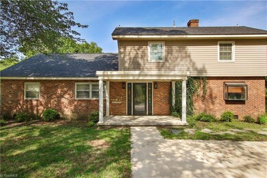 507 Chestnut St, Asheboro, NC 27203 - photo 2