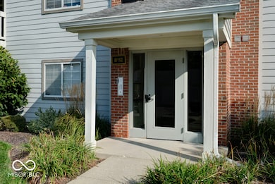 8112 Glenwillow Ln unit 102, Indianapolis, IN 46278 - photo 2
