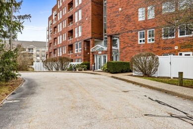 Hingham Woods unit 405, South Weymouth, MA 02190 - photo 6