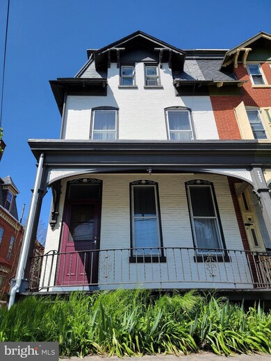 1343 Mineral Spring Rd, Reading, PA 19602 - photo 2