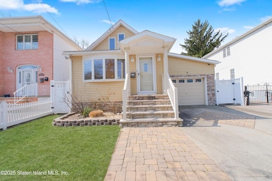 64 Whitman Avenue