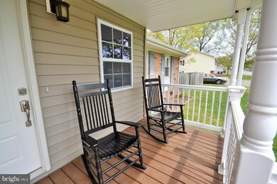 914 Churchill Dr, Fredericksburg, VA 22407 - photo 5