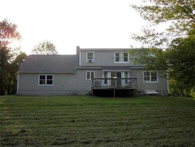 152 Old Elm St, Mansfield, MA 02048 - photo 6