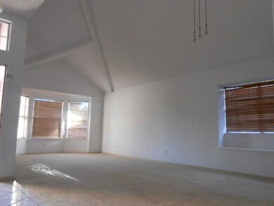 367 Roslyn Dr, Horizon City, TX 79928 - photo 6