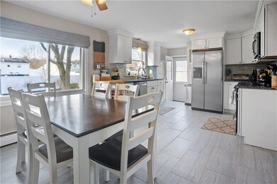 4 Wild Berry Dr, Cranston, RI 02920 - photo 5