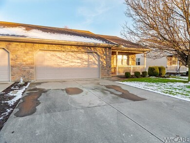 216 Cheyenne Dr, Wapakoneta, OH 45895 - photo 2