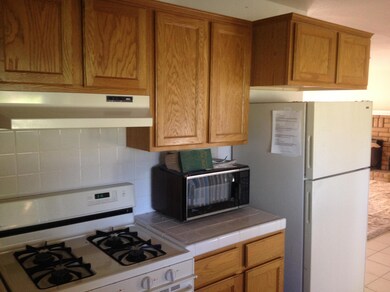Stove snd refrigerator