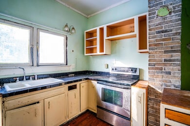 567 Kibler Ave, Newark, OH 43055 - photo 2