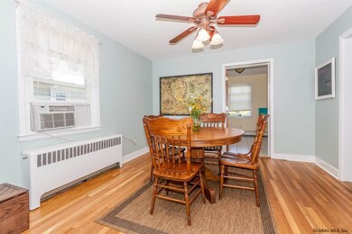 9 Kelton Ct, Albany, NY 12209 - photo 4