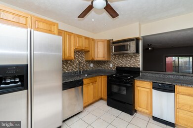 3000 Brinkley Station Dr, Temple Hills, MD 20748 - photo 5