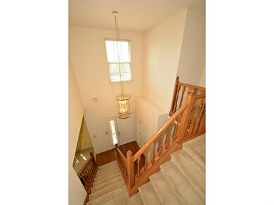 12771 Glengary Dr, Fishers, IN 46038 - photo 2