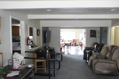 369 N 2nd St, Central Point, OR 97502 - photo 7