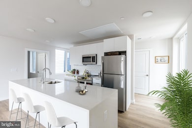 1130 N Delaware Ave unit 2B, Philadelphia, PA 19125 - photo 2