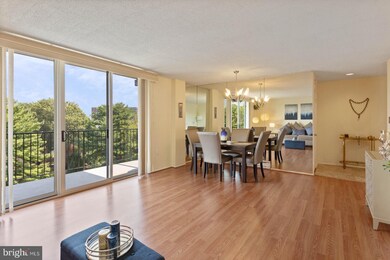 Barcroft Hills Condominium unit 706, Baileys Crossroads, VA 22041 - photo 5