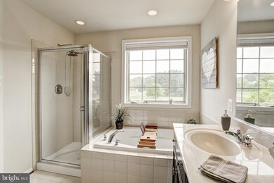 1136 Carinoso Cir, Severn, MD 21144 - photo 7