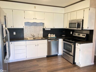 1005 1st St SW, Clarion, IA 50525 - photo 5