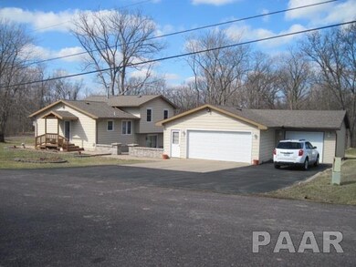 4504 N Carola Ct, Peoria, IL 61615 - photo 3