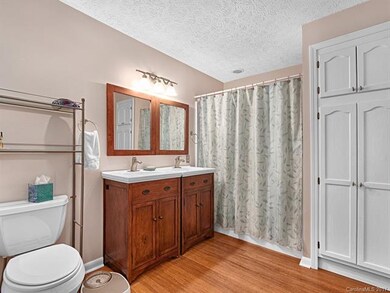 78 Ballantree Dr, Asheville, NC 28803 - photo 7