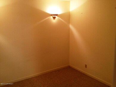 Treetop Studio Bedroom 1