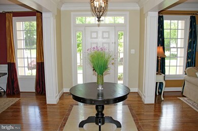 15010 Ransom Oaks Ct, Gainesville, VA 20155 - photo 4